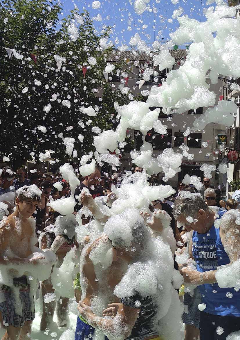 FIESTAS PATRONALES 2021 – Fiesta de la espuma de color